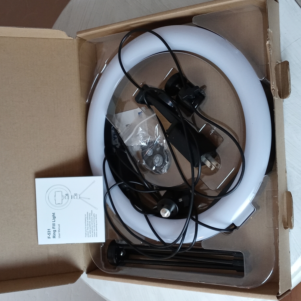 Letscom Ring Fill Light - Hardly used